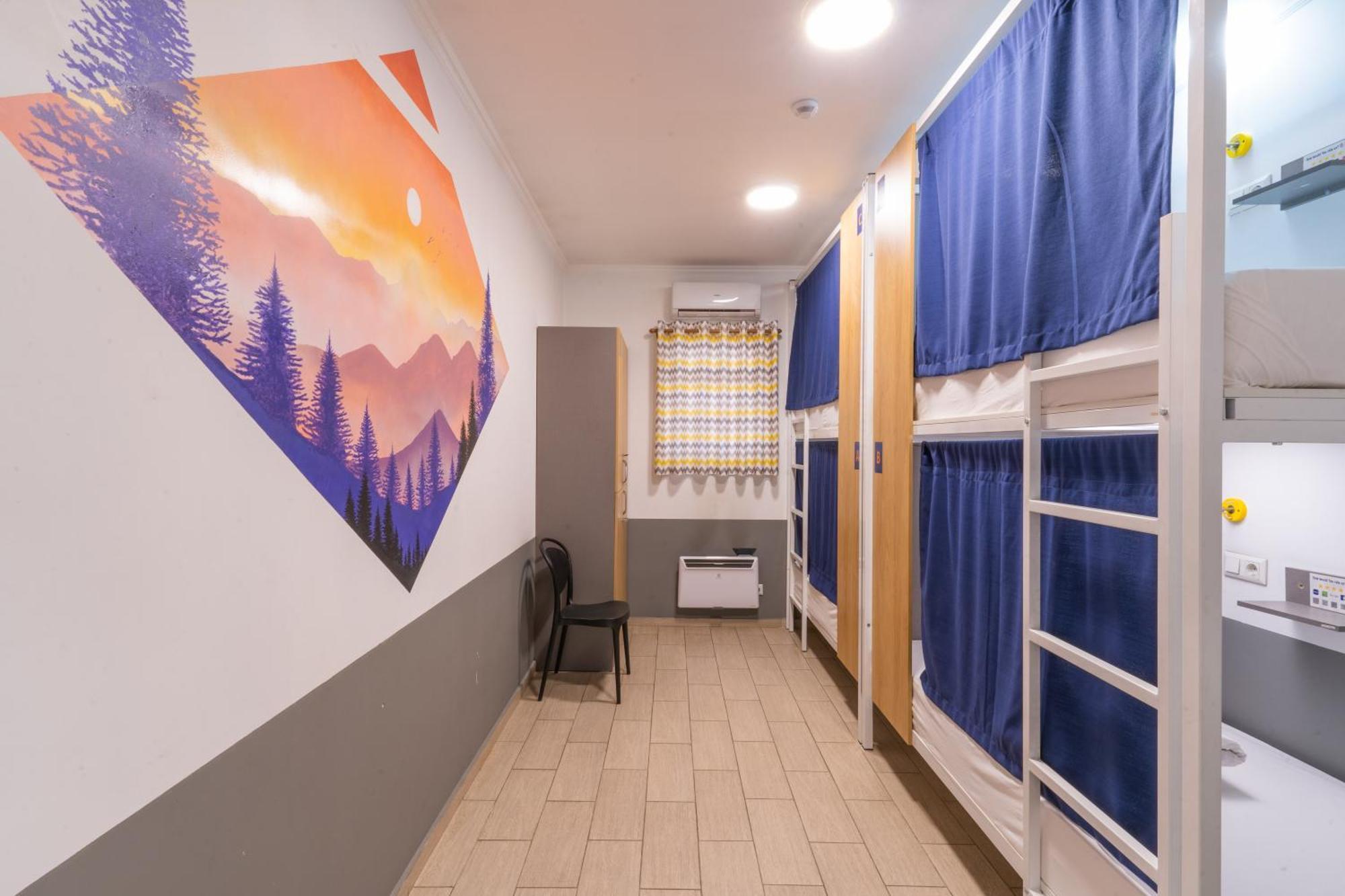 ololoFreelander work&travel Hostel Bisjkek Buitenkant foto